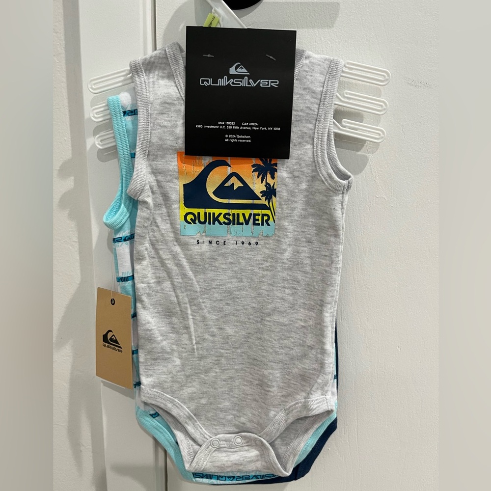 Quiksilver 3-Pack Bodysuits - Blue, Gray, Aqua Size 3-6 Months - Picture 2 of 7